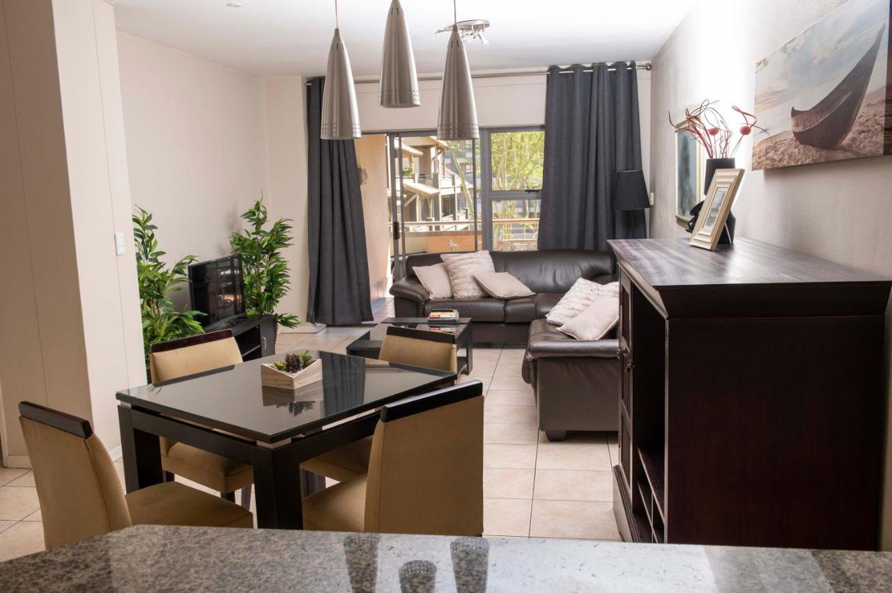 Grayston Exec Apartments Johannesburg Exterior photo